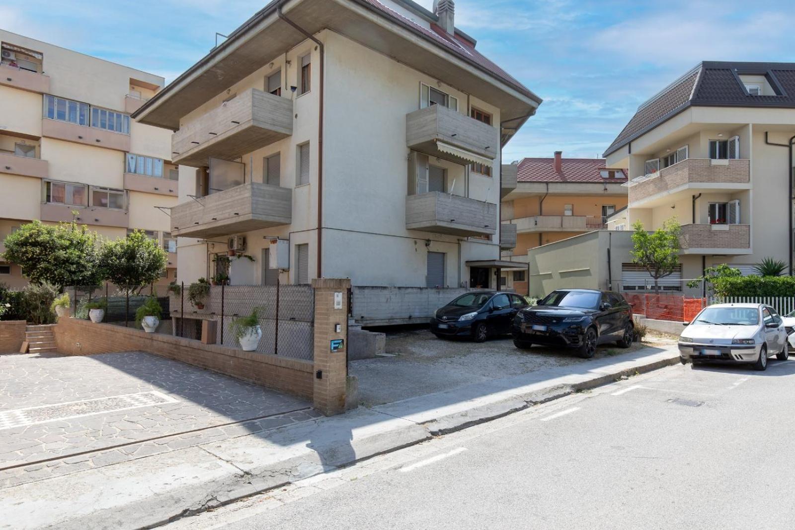Leo'S Aparment Lejlighed Lido di Fermo Eksteriør billede